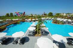 ALARCHA HOTELS RESORTS Pools & Beach